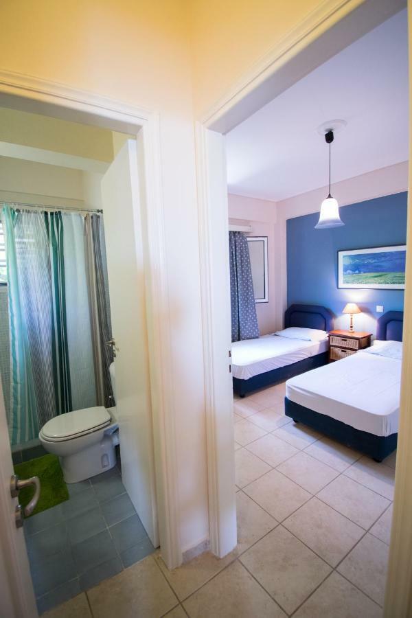 Beach House Near Athens Agia Marina  外观 照片