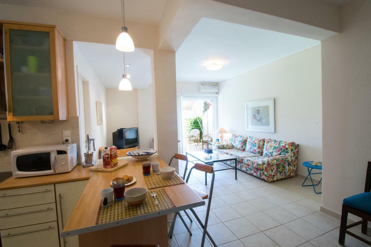 Beach House Near Athens Agia Marina  外观 照片